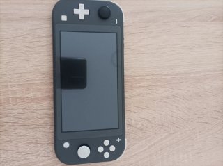 Nintendo Switch Lite Gris - ¡Ideal vacaciones!
