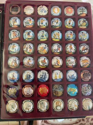 Colección Chapas Cava Avinyó