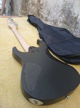 Cort X1J Mate Black (New) Guitarra elétrica