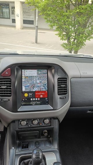 Mitsubishi Montero 2004