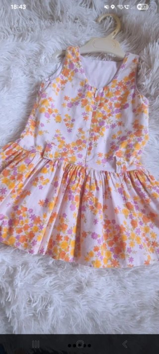 Vestido bebé floral 24 meses, de Amaya