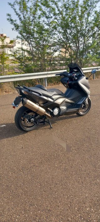 Yamaha Tmax 530