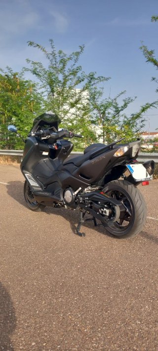 Yamaha Tmax 530