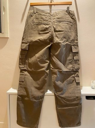 Pantalones cargo Zara marrones