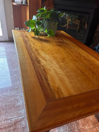 Mesa de centro de madera maciza