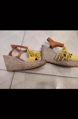 Sandali camoscio giallo e pelle