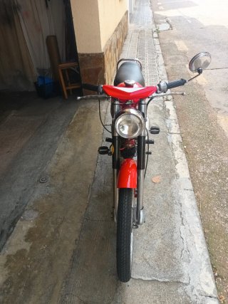 Derbi Antorcha Roja y Blanca