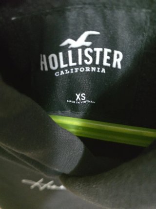 Sudadera Hollister Negra con Logo