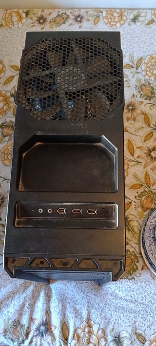 Ordenador para piezas