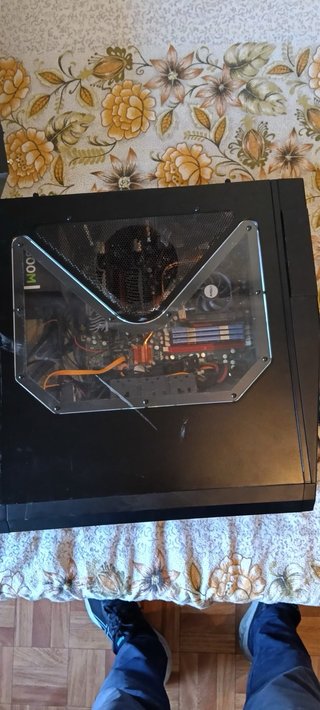 Ordenador para piezas