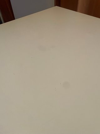 Mesa de centro blanca de madera