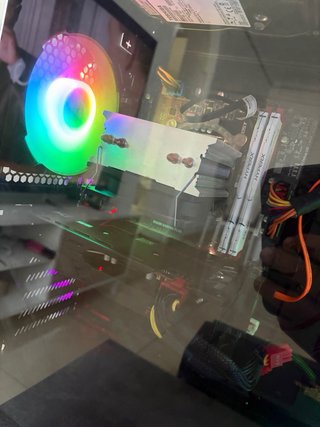 PC Gamer i7-8700k 16GB RAM RX 6600 8GB