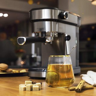 Cafetera Espresso Cecotec Cafelizzia 790
