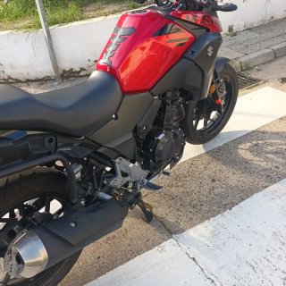 Suzuki V-Strom 250cc Adventure
