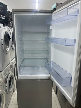 Nevera  Marca Beko con garantía transporte