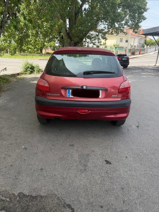 Peugeot 206 2002