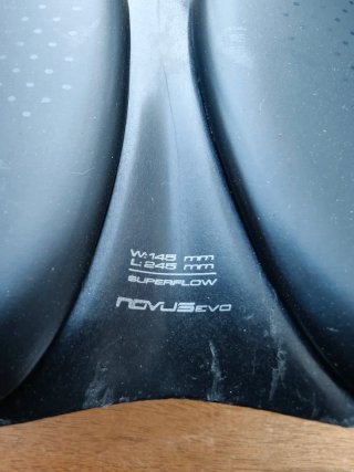 Sillín Selle Italia Novus Evo Negro