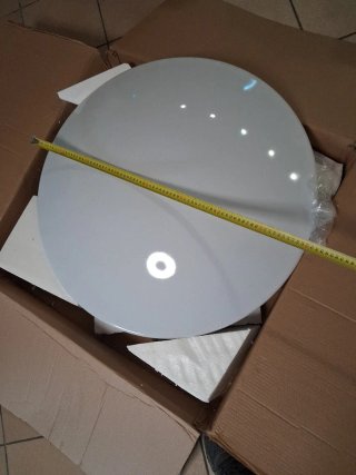 Plafón de techo blanco