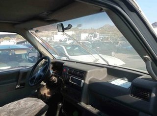 Volkswagen 1284073 faro antiniebla izq transporter