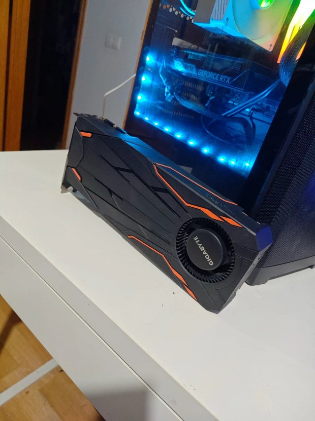 Gigabyte GTX 1080 Tarjeta Gráfica