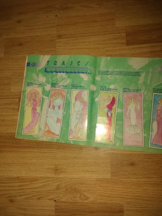 Album de cromos barbie