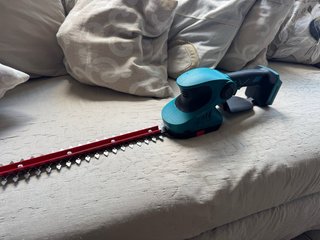 motosega e tagliasiepi con braccio telescopico