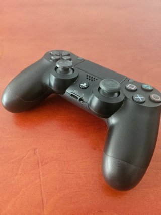 PS4 (PlayStation 4) Nera 1Tb
