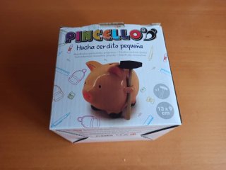 Hucha de cerdito con martillo