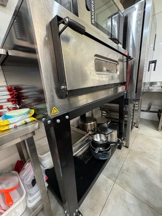 Horno pizza GGF profesional, incluye mesa