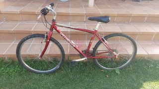 Bicicleta Specialized Hardrock Roja