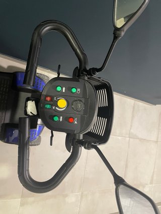 Silla de ruedas eléctrica para minusválidos