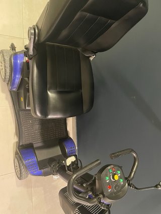 Silla de ruedas eléctrica para minusválidos