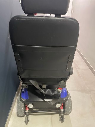 Silla de ruedas eléctrica para minusválidos