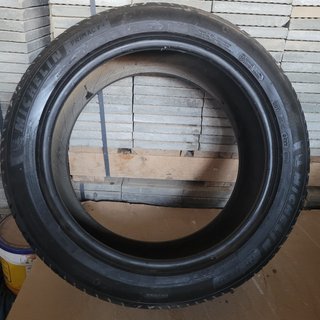 Neumático 235/45 R17 94Y