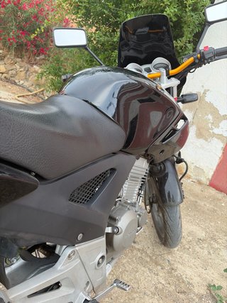 Honda CBF 250 Negra