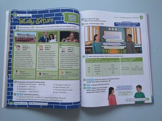 Amazing Rooftops 6 Class Book