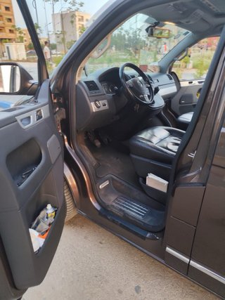 Volkswagen Multivan T5 (Facelift) – Alta Gama