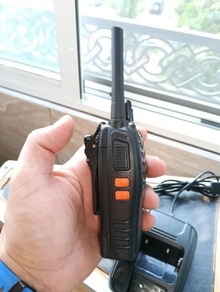 Walkie Talkie Baofeng Negro