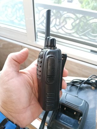 Walkie Talkie Baofeng Negro