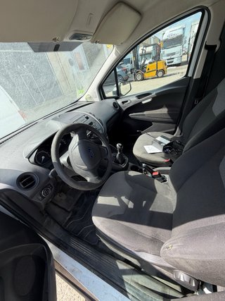 Ford Transit Courier 2018