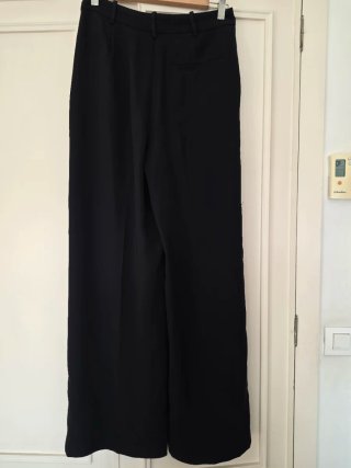 Pantalón negro Mango Talla 38