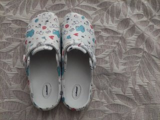 Zuecos Bopai Estampados Sanitarios