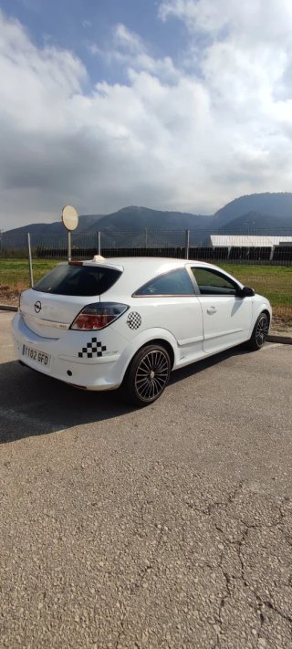 Opel Astra 2008