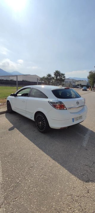 Opel Astra 2008