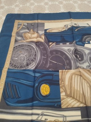 Pañuelo 100% Seda Ferrari Azul Beige Auténtico