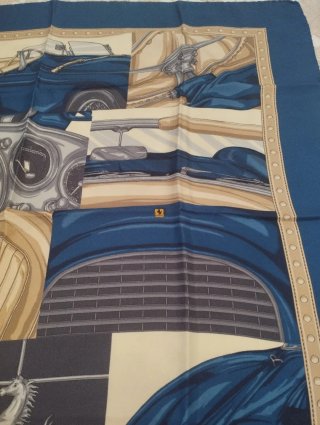 Pañuelo 100% Seda Ferrari Azul Beige Auténtico