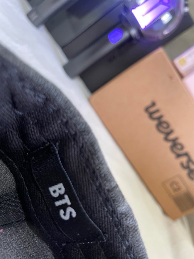 Gorro negro Bts Arirang