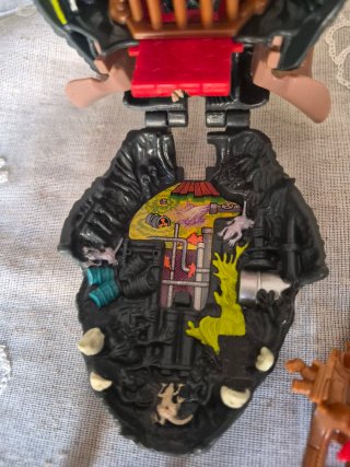 Mighty Max Rattus 100% Completo