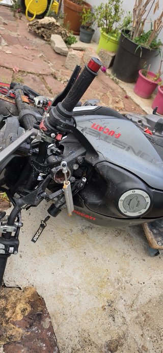 Ducati Monster 937 Despiece 2021