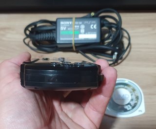 Sony PSP Street Negra + Cargador + UMD